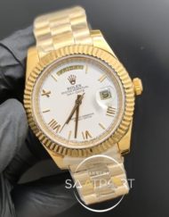 Rolex Saat Day Date 41mm Roma Rakamlı Beyaz Kadran Tırtıklı Gold Bezel